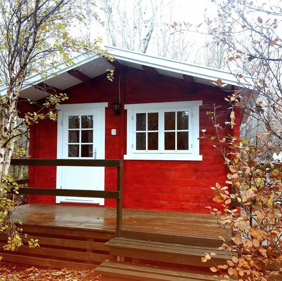 Bakkakot 2 - Cozy Cabins In The Woods 阿克雷里 外观 照片