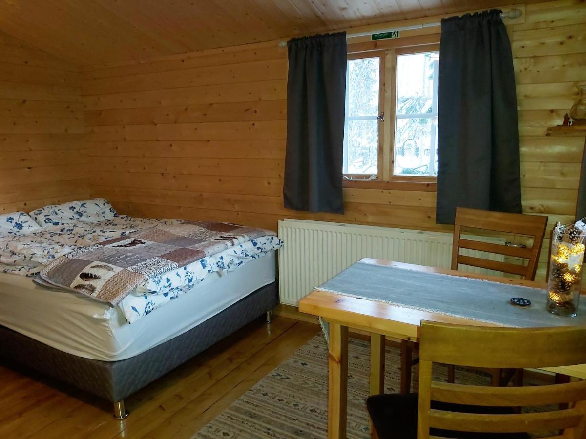 Bakkakot 2 - Cozy Cabins In The Woods 阿克雷里 外观 照片